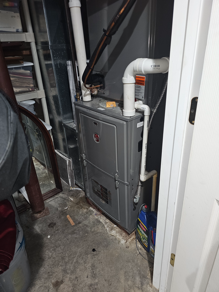 📍 Highlands — Cleaned Rheem flame sensor and confirmed reliable furnace ignition.